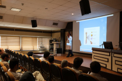 برگزاری کلاس پیشگیری و ارتقای سلامت برای کارکنان بیمارستان قلب شهید رجایی توسط دکتر اکبر نیک پژوه